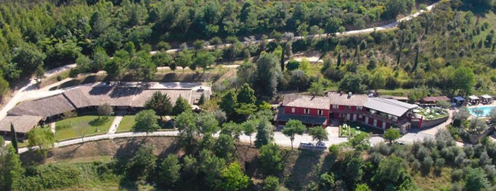 Il Poggio Dei Pettirossi Hotel Bevagna Exterior foto